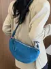 Bolsa feminina estilosa de alta qualidade Shuai Mi Jia, grande capacidade, nova bolsa transversal retrô de nicho outono 2026, bolsa de bolinho