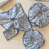 Pañuelo Cuadrado Azul Floral Estilo Coreano para Atar el Cabello para Mujeres, Coletero de Alta Gama, Cuerda Dulce y Linda para el Cabello, Accesorio para el Cabello
