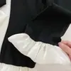 Conjunto de niña 2026 otoño nuevo estilo coreano para niños, top de manga larga con volantes y pantalones acampanados elásticos, conjunto de dos piezas, moderno