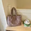 Novas Bolsas de Pelúcia Outono e Inverno para Mulheres, Bolsas de Ombro Modernas de Grande Capacidade, Bolsas Peludas Estilo Coreano, Bolsas Twitter para o Dia a Dia, Bolsas de Mão