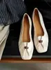Primeiro Encontro Ji Mocassins Slip-on Retrô Estilo Old Money Feminino Fivela de Metal Salto Baixo Para Ir ao Trabalho Sapatos Pequenos de Couro
