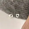 Aretes negros de lunares estilo coreano, con diseños de moño y florales, aretes de aro en forma de C, un estilo fresco y simple, disponibles en múltiples diseños