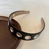 Diadema de Cuero Ancha Personalizada de Nuevo Estilo Dulce y Fresca, Diadema Metálica Hueca Simple Estilo Punk, Accesorio para el Cabello, Tocado