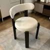 Cadeira Kelly de madeira maciça, luxo leve, cadeira de jantar vintage minimalista nórdico wabi-sabi para pousadas, cafés e hotéis