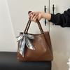 Bolso de Hombro de Moda para Mujer, Nuevo Modelo 2026, Sencillo y Casual, Gran Capacidad, Elegante para el Trabajo y los Viajes Diarios, Bolso Tote de Mano