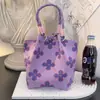 251 Modelos de Bolsas Quadradas Pequenas Populares Transfronteiriças, Bolsas de Lanche de Tricô Portáteis de Grande Capacidade para o Trabalho, Deslocamento e Sacolas de Presente