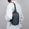 Nova Bolsa de Peito Masculina Outono e Inverno Multifuncional com Carregamento USB Portátil Bolsa de Ombro Roupas de Trabalho Versátil Bolsa de Mão Transversal