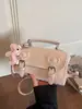 Bolsa de Mão Lisa Simples Estilo Coreano Nova Tendência Primavera/Verão 2026 Bolsa de Ombro com Personalidade Estilo Ins Bolsa Transversal Elegante e Estilosa