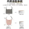 Solo se vende la bolsa interior - Bolsa exterior no incluidaBolsa de almacenamiento ligera tipo hobo de papel Dupont Longchamp con diseño estructurado