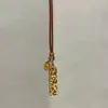 Colgante de Barra de Oro Pequeña con Hielo Picado Estilo Chino Nuevo de Xiaohongshu, Collar con Colgante Cuadrado Brillante, Lujo Accesible y Sentido de Alta Gama