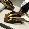 Sandalias de cuña cuadradas plisadas de terciopelo estilo retro francés Chuyuji para mujer, Zapatos de verano de lujo ligero para exteriores estilo francés
