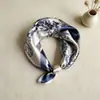 Lenço de Seda com Estampa Pied-de-Poule de Luxo Leve, Lenço Quadrado, Colar de Pérolas, Lenço Magnético Triangular, Lenço Preguiçoso, Lenço de Pescoço com Pingente
