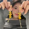 ¡Son los Pendientes Perfectos para Caras Cuadradas y Redondas! Pendientes Exagerados de Borla con Flores Que Son Particularmente Hermosos y Vivos