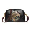 Bolsa de Ombro Estilo Chinês Retrô Moda Feminina Bolsa para Mãe de Meia-Idade Multi-Compartimentos Grande Capacidade Embossada Bolsa Transversal Macia