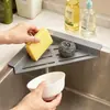 Estante escurridor de fregadero transfronterizo, escurridor triangular para tazas de cocina, estante de almacenamiento para esquina de fregadero, estante de almacenamiento escurridor para el hogar al por mayor