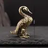 Adornos de Latón Patito Amarillo Mascota de Té Decoraciones Metálicas para Sala de Estar Hogar Manualidades de Pato Lindo Venta al por Mayor Puesto Callejero