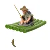Decoración de Paisajismo para Acuario con Jiang Taigong Pescando en una Balsa de Bambú, Escena de Pesca en Balsa de Bambú Flotante, Adorno de Estanque en Patio para Hombre Mayor