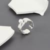 Anel das mulheres AliExpress transfronteiriço nova personalidade tendência irregular côncavo-convexo papel de estanho anel de pérola uma geração de cabelo