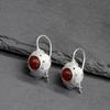 Pendientes de piedra de pino de estilo étnico Pendientes vintage bañados en plata Pendientes mongoles de alta calidad Pendientes de estilo mongol bañados en plata de alta calidad