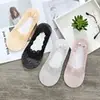 Calcetines Invisibles de Algodón para Mujer, Novedad Primavera y Verano, Transpirables, Absorbentes de Sudor, Silicona Antideslizante, Delgados, de Encaje, Tipo Barco