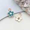 1 Accesorio de Joyería DIY Verde Aleación Esmalte Flor de Cerezo Colgante Llavero Pendientes Accesorios para el Cabello Encanto para Teléfono Venta al por Mayor