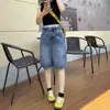 Novo design de moda de verão, calça jeans de perna larga de comprimento médio para mulheres plus size, cintura alta, modelagem que afina a silhueta, corte solto, calça de cinco pontas