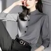 Camisa Gris Estilo Francés con Cuello Alto para Mujer 2026 Principios de Primavera Nueva Moda Commute Casual Moda Base