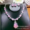Colar de pedra preciosa de ágata calcendônia violeta natural na cor de gelo para atacado, anel cabochão, brincos de tarraxa e conjunto de três peças de colar