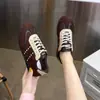 Zapatos de entrenamiento alemanes para mujer con plataforma gruesa, que aumentan la altura, nueva colección otoño 2026, zapatillas casuales de suela blanda, zapatos de vestir retro estilo coreano, zapatos estilo Forrest Gump