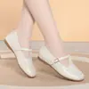 Sapatos femininos Mary Jane de sola macia com fivela de letra para dropshipping sapatos de couro para senhoras sapatos de corte baixo raso retrô peça única versátil T sola plana bico redondo