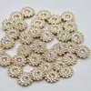 Venda Direta de Fábrica de Joias, Base de Flor Girassol, Flor Redonda de Três Camadas com Strass, Acessórios de Laço DIY para Sapatos, Bolsas e Roupas