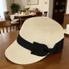 Gorra de béisbol popular de paja negra con lazo para primavera y verano para mujer, adecuada para la playa, vacaciones junto al mar, actividades ecuestres y protección solar