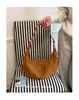 Bolsa de Axila de Pelúcia Camurçada Feminina 2026 Nova Outono Retro para o Trabalho Bolsa de Ombro Único Toque de Luxo Bolsa Tote Plissada