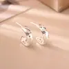Pendientes creativos de diseño brillante con hielo picado en forma de C, moda de alta gama, pendientes simples y elegantes, chapados en cobre con oro real