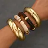 Conjunto de Pulseiras Abertas de Borda Larga com Acabamento Espelhado, Venda Quente Transfronteiriça Europeia e Americana, Conjunto de 4 Peças de Pulseiras Acrílicas com Superfície Lisa Ccb Personalizadas