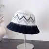 Gorro de Lana Versátil Casual para Mujer en Invierno con Ala de Color Contrastante, Gorro Pequeño de Punto para Resaltar el Rostro, Gorro de Pescador para Protegerse del Frío, Gorro de Pescador