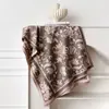 Cachecol Jacquard Floral Estilo Étnico Imitação de Caxemira, Xale Externo Quente e Fashion com Cor Contrastante, Cachecol à Prova de Frio para Outono e Inverno para Mulheres