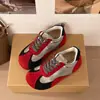 Tênis de treino alemão feminino para outono, confortável e com sola macia, novo modelo versátil 2026, sapatos casuais esportivos planos antiderrapantes, estilo retrô
