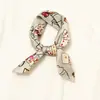 [50cm] Bufanda Cuadrada para Mujer Coreana Versátil Otoño e Invierno Literaria Pequeña Bufanda de Seda Bufanda de Gasa Retro Estilo Japonés Primavera y Otoño Bufanda Delgada