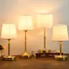 Lámpara de Mesa de Metal para Tela Francesa Transfronteriza Internacional Lámpara de Noche Creativa Vintage para Restaurante LED Recargable Venta al por Mayor Lámpara LED