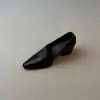 Sapatos Loafers Quadrados de Couro Macio Estilo Retrô Francês Old Money Feminino Salto Escondido Baixo para o Dia a Dia Slip-on Sapatos Pequenos de Couro