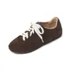 Zapatos planos casuales de piel de vaca de alto brillo para mujer, nuevo modelo de otoño, zapatos de entrenamiento alemanes de cuero genuino con punta redonda y tira fina, zapatos Cortez para mujer