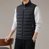 26 Nuevos Chalecos de Algodón con Cuello Alto para Otoño e Invierno para Hombre, Gruesos, Cálidos, Sin Mangas, Ropa de Algodón, Juveniles, Holgados, Versátiles, Chaleco Exterior