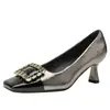 Tacones de Aguja Cuadrados Bloque de Color 2026 Nueva Moda de Primavera Hebilla Cuadrada Piel Suave Boca Baja Zapatos de Salón Zapatos Mary Jane para Mujer