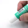 Suministro directo de fábrica marca Kangsheng material de oficina para estudiantes pegamento sólido 9g21g36g pegamento en barra para manualidades PVA buena adhesión