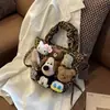 Bolsa de Crowdsourcing Avançada Sense para Multidões Pequenas Feminina Outono e Inverno 2024 Nova Moda Bolsa Transversal para Dor Bolsa Balde Portátil de Desenho Animado Fofo