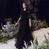 Vestido de Noche Negro Estilo Nuevo Lujo Ligero Banquete Temperamento Delgado Actuación en Escenario Modelo Anfitrión Pasarela Vestido Adelgazante