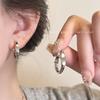 Aretes de botón de perlas de plata 925 estilo ins para mujer, nicho de moda de lujo ligero de alta gama, aretes versátiles, aretes elegantes retro