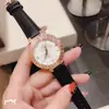 Reloj de pulsera pequeño para mujer, estilo francés, con patrón romano tallado, venta al por mayor