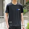 Envio RápidoCamiseta Casual Versátil de Verão Masculina com Gola Redonda, Caimento Solto, Malha de Seda Gelada, Manga Curta, Tendência